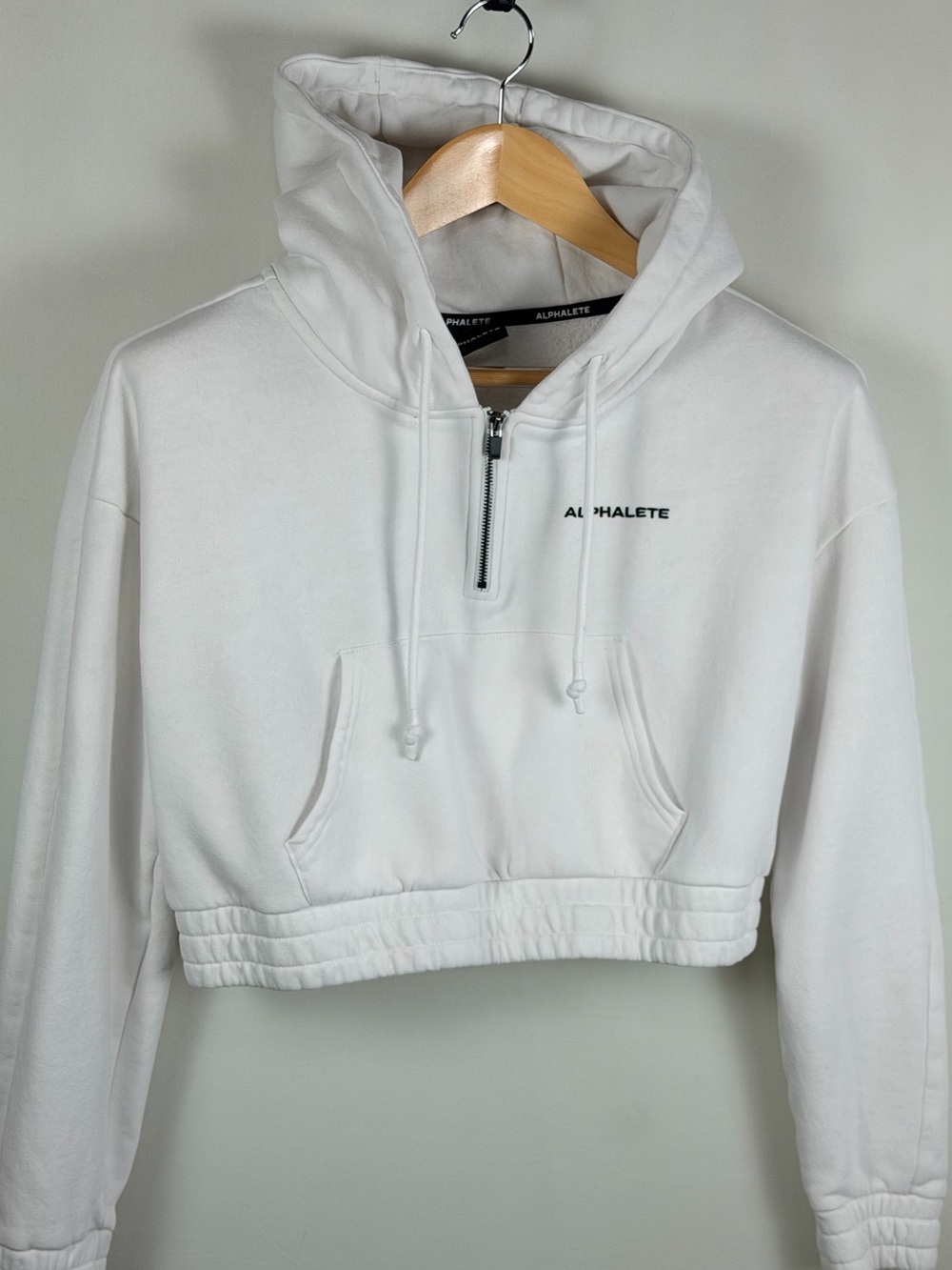 Alphalete White Cropped Hoodie Quarter Zip Pullover Sweatshirt Medium